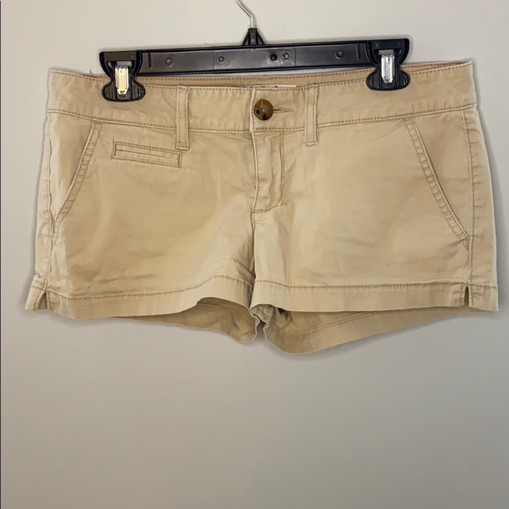 khaki shorts size 9